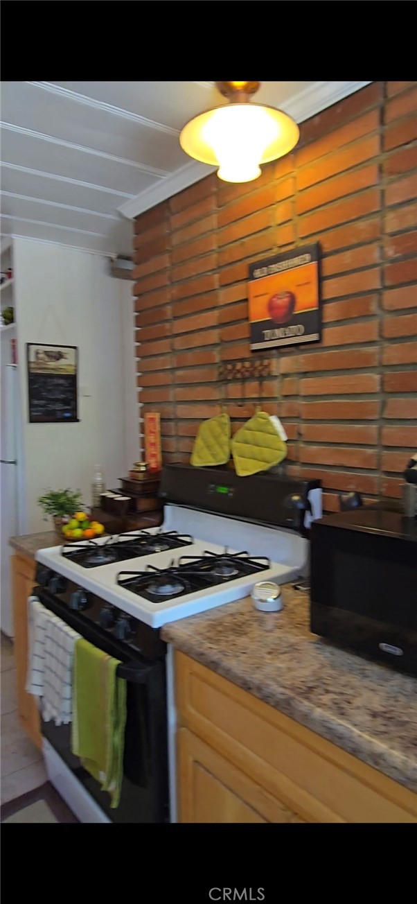 1013 Mockingbird Road Wrightwood, CA 92397 - Photo 34 of 46 Gallery Image 34