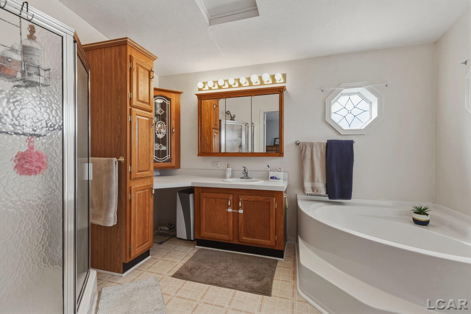 3765 Spielman Road Adrian, MI 49221 - Photo 31 of 50 50201622-20de0ebc-e411-43bb-891c-a7c98619cc36.JPG