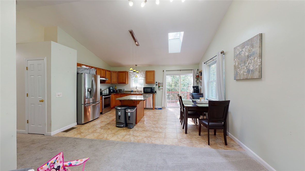 114 Canonchet Road Hopkinton, RI 02832 - Photo 11 of 32