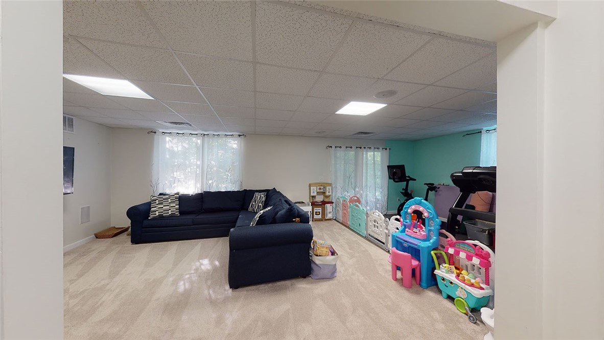 114 Canonchet Road Hopkinton, RI 02832 - Photo 23 of 32