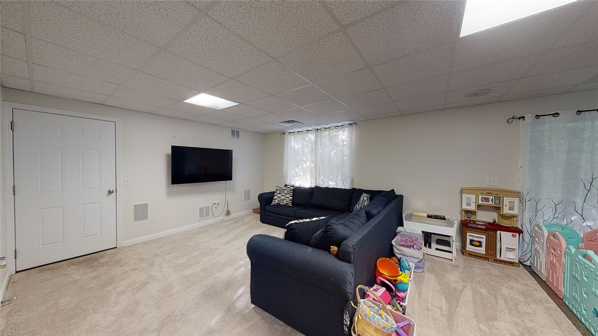 114 Canonchet Road Hopkinton, RI 02832 - Photo 24 of 32