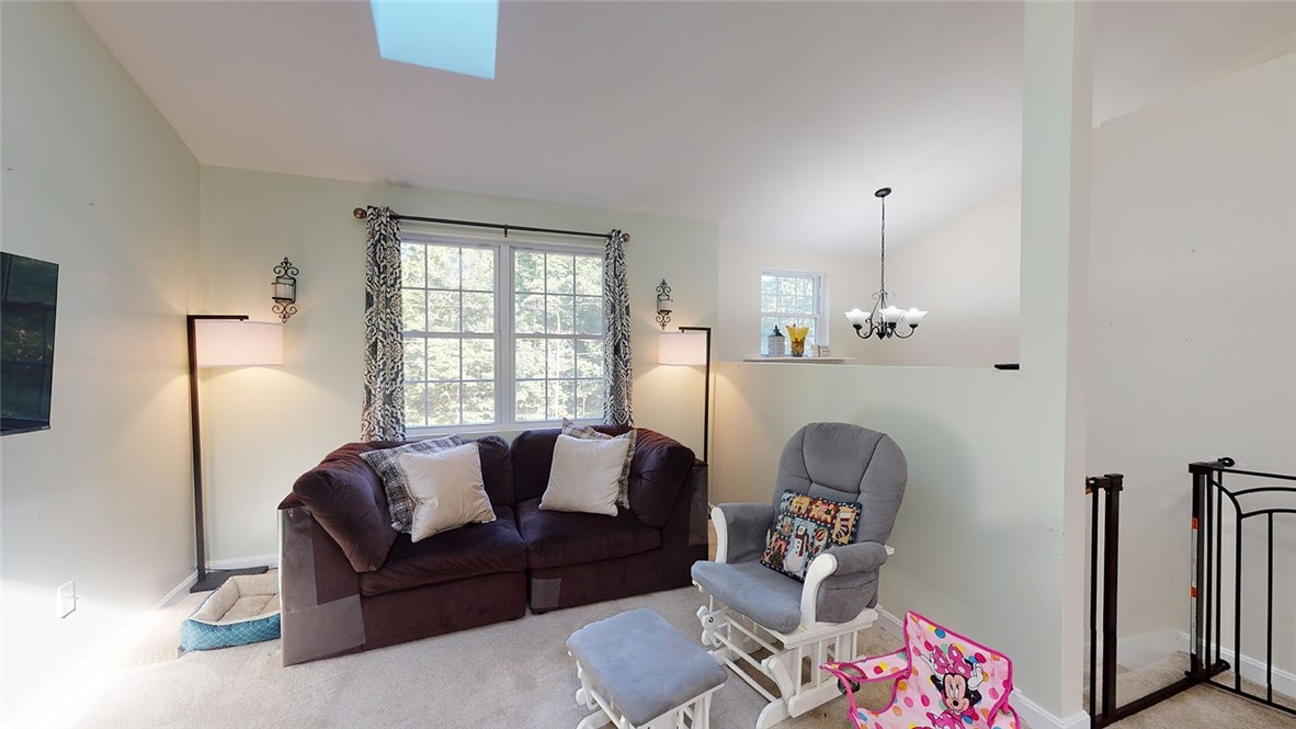 114 Canonchet Road Hopkinton, RI 02832 - Photo 5 of 32