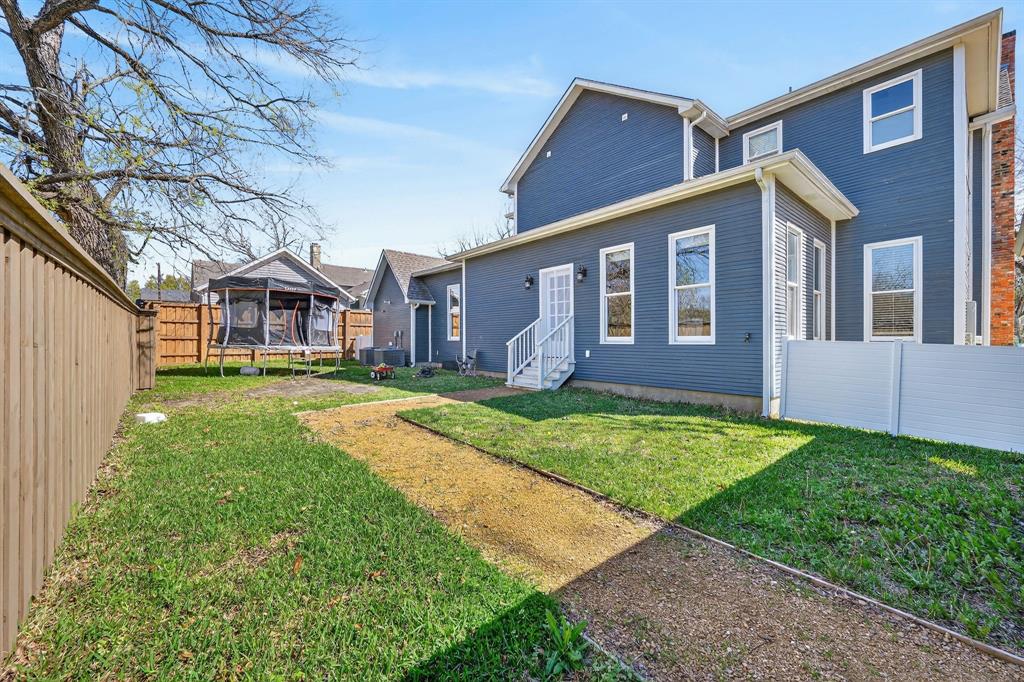 608 South Dooley Street Grapevine, TX 76051 - Photo 38 of 38 a view of a house with a yard