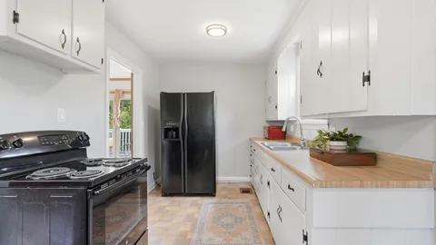 $349,900 | 368 Oakview Drive, Nashville, TN 37207