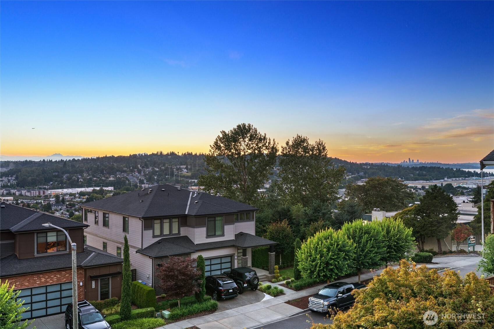 714 Cedar Avenue South Renton, WA 98057 - Photo 10 of 40 Gallery Image 10