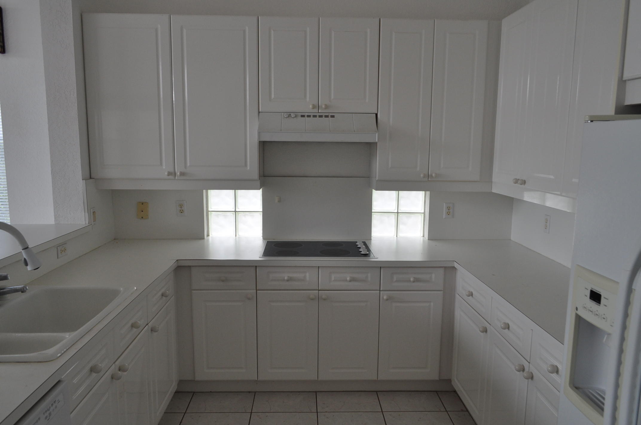 18535 Ocean Mist Drive Boca Raton, FL 33498 - Photo 13 of 48 Kitchen