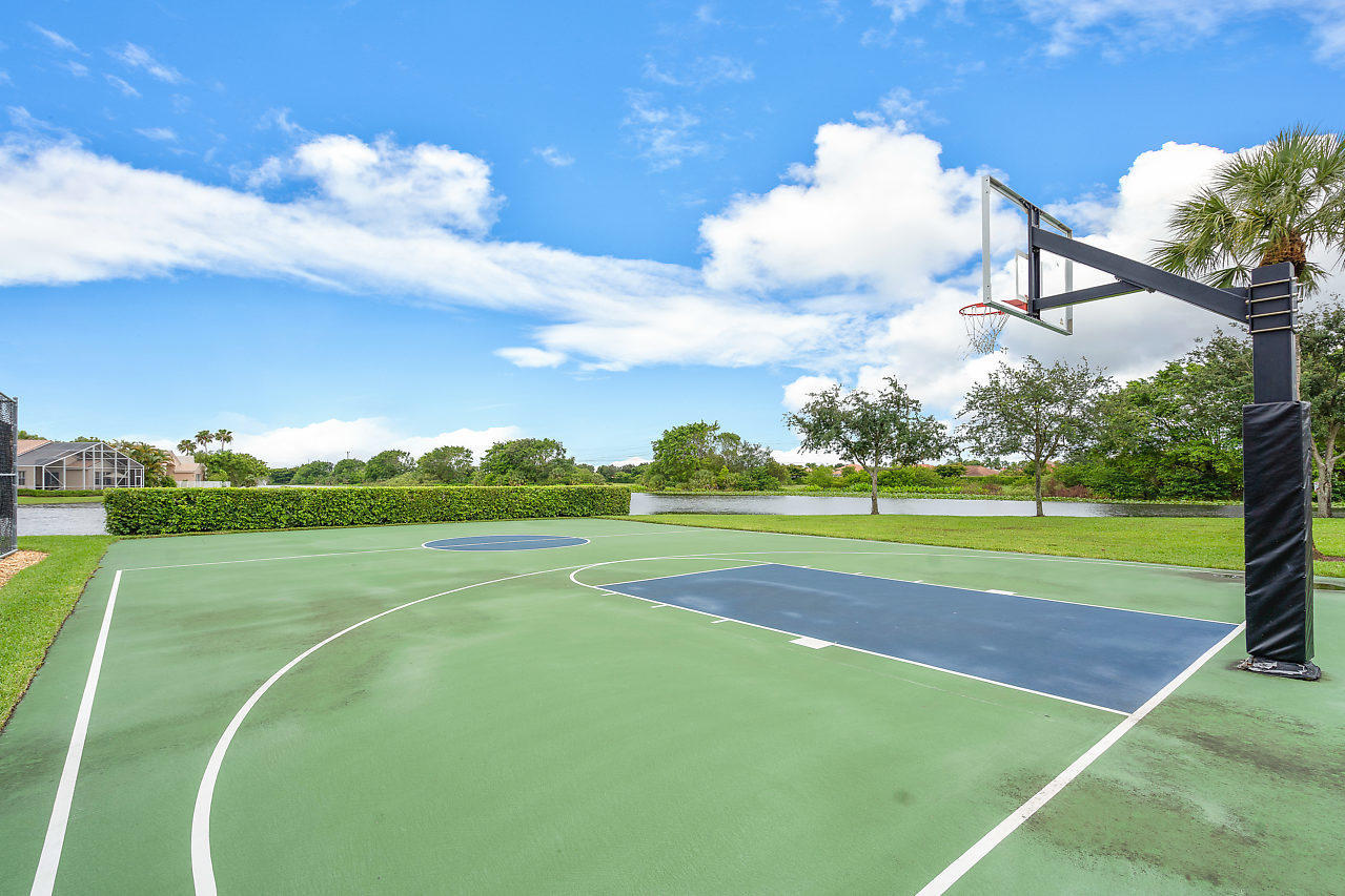 18535 Ocean Mist Drive Boca Raton, FL 33498 - Photo 47 of 48 Basketball Court