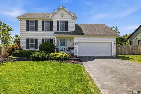 $449,000 | 5952 Southwood Drive, Lockport Town, NY 14094