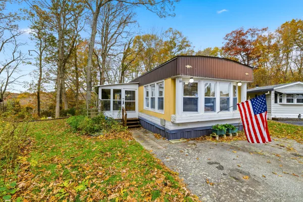 $99,500 | 28 Golden Spur, Stonington, CT 06378