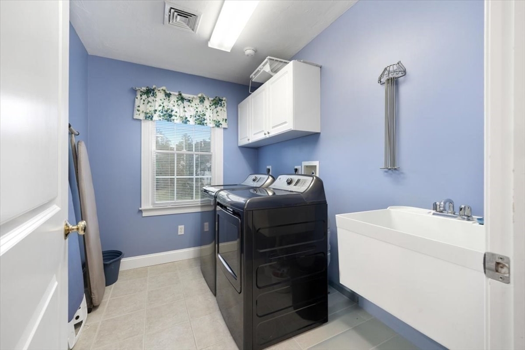44 Stone Meadow Lane Hanover, MA 02339 - Photo 20 of 42