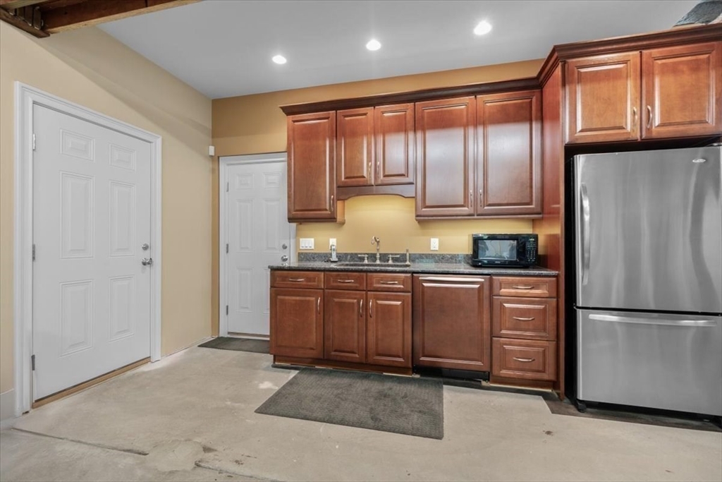44 Stone Meadow Lane Hanover, MA 02339 - Photo 34 of 42