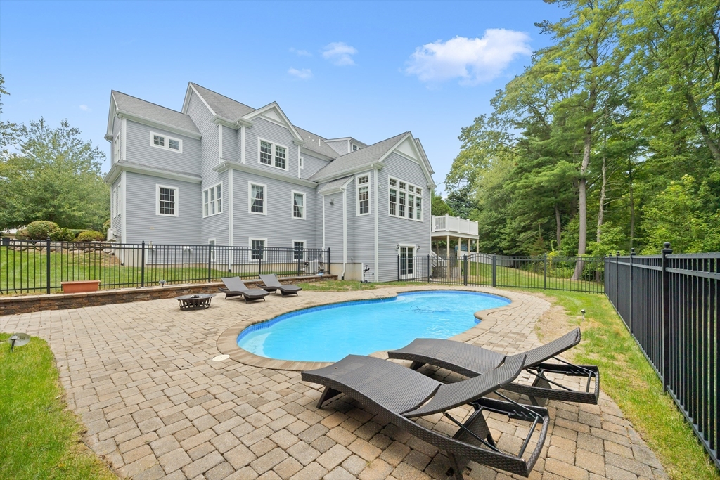 44 Stone Meadow Lane Hanover, MA 02339 - Photo 38 of 42