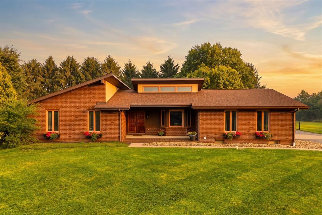 235 Henricks Road Butler, PA 16001 - Photo 8 of 47 Gallery Image 8
