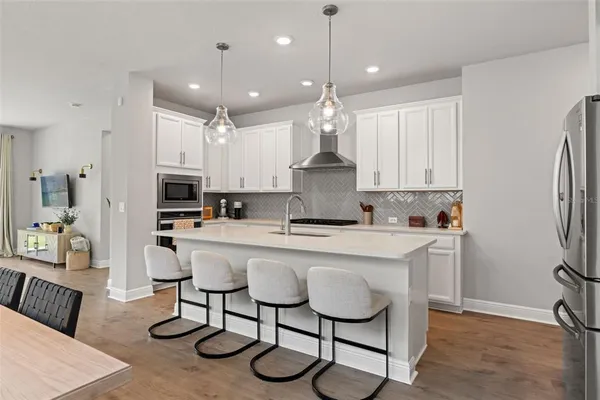 $440,000 | 5607 Del Coronado Drive, Apollo Beach, FL 33572