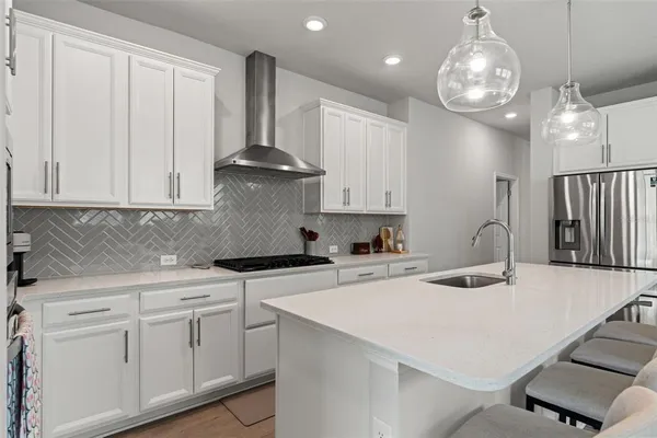 $440,000 | 5607 Del Coronado Drive, Apollo Beach, FL 33572