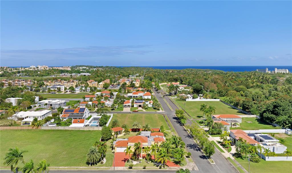 4 Paseo Ibiza St Unit C2