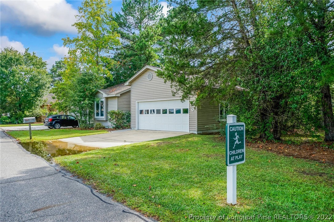 652 Cedar Point Vass, NC 28394 - Photo 3 of 39 Gallery Image 3