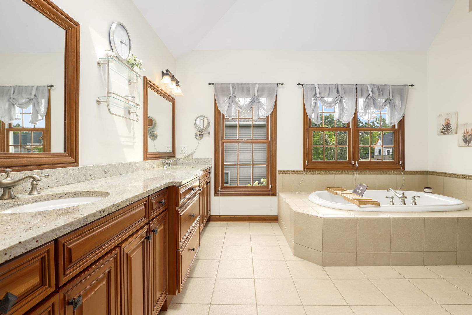 639 Ritter Drive Batavia, IL 60510 - Photo 27 of 56 Gallery Image 27