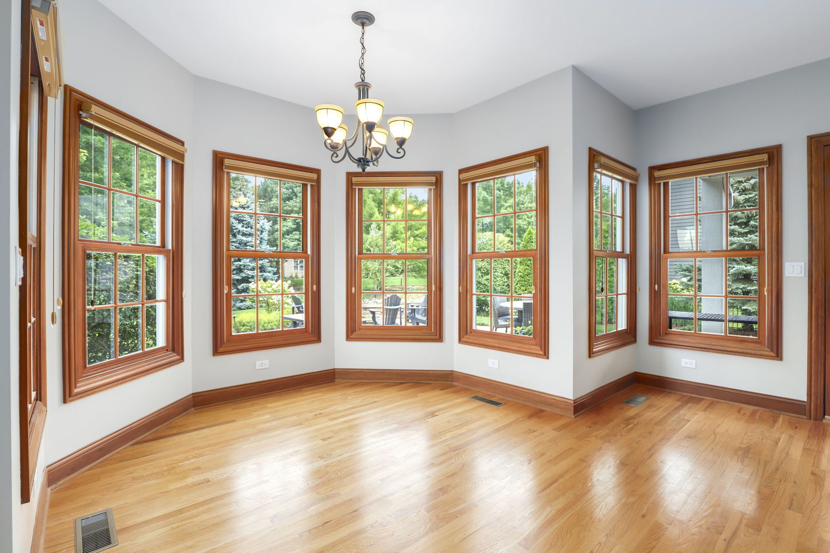 639 Ritter Drive Batavia, IL 60510 - Photo 6 of 56 Gallery Image 6