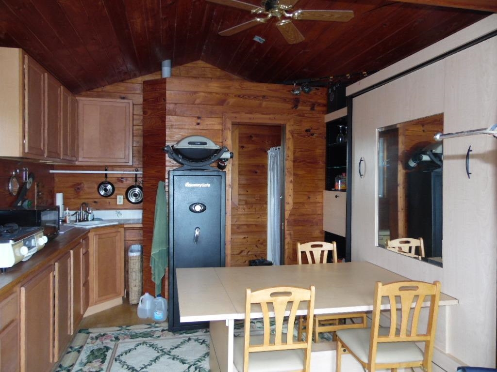 709 Mill Road Carrabelle, FL 32322 - Photo 16 of 33 Gallery Image 16