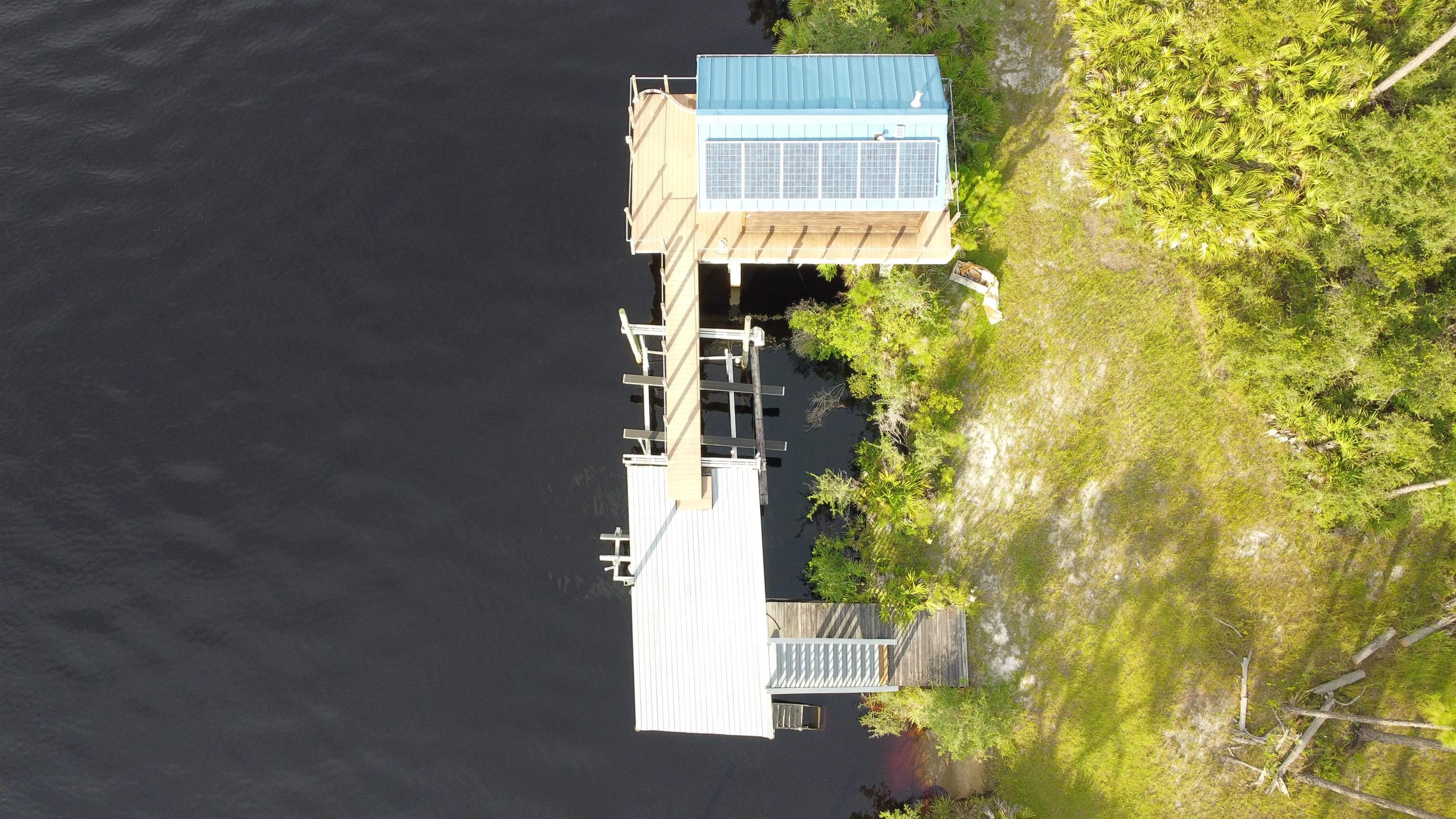 709 Mill Road Carrabelle, FL 32322 - Photo 31 of 33 Gallery Image 31