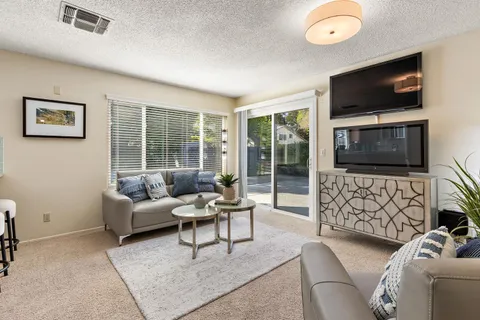 $595,000 | 58 Rambleoak Circle, Sacramento, CA 95831