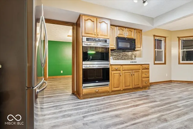 $425,000 | 636 Bakeway Circle, Indianapolis, IN 46231