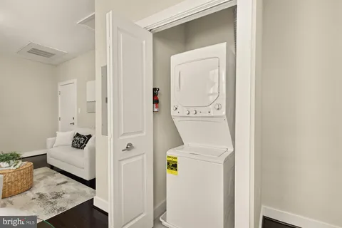 $315,000 | 315 G Street Northeast, Unit 303, Washington, DC 20002