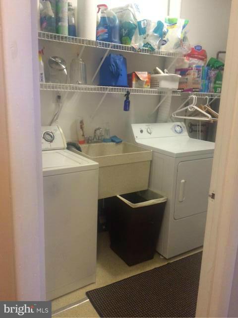 403 Buffalo Road Mount Airy, MD 21771 - Photo 10 of 14 a utility room with dryer and washer