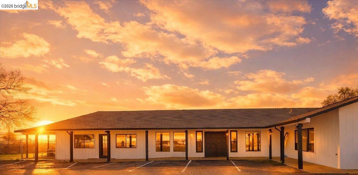 14326 Tuolumne Road Sonora, CA 95370 - Photo 1 of 48