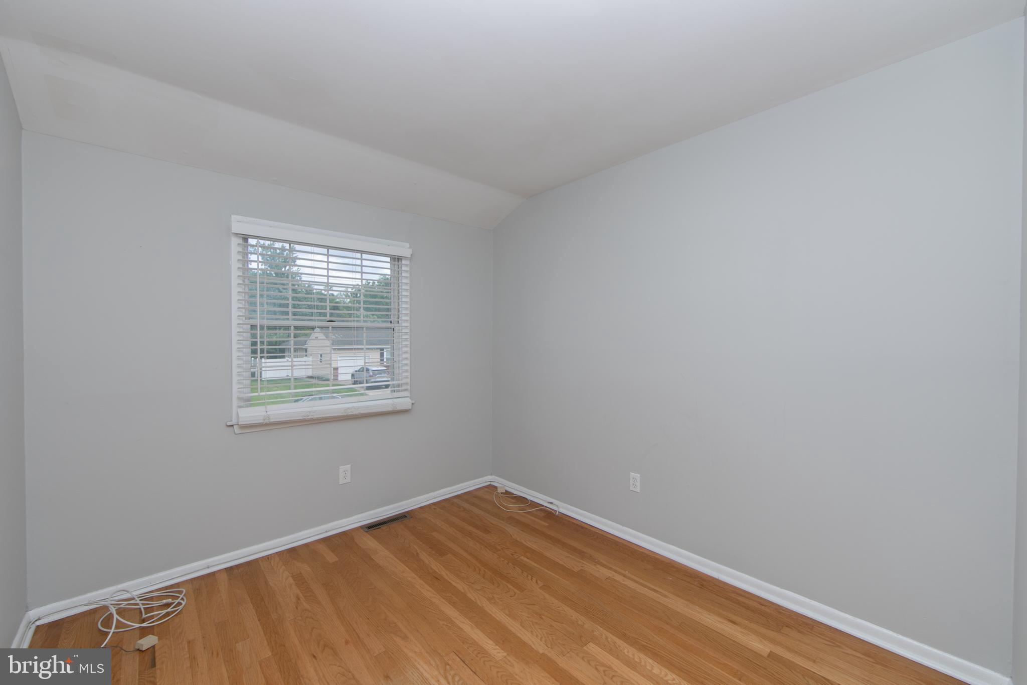 47 Heritage Road Marlton, NJ 08053 - Photo 25 of 43 2nd bedroom