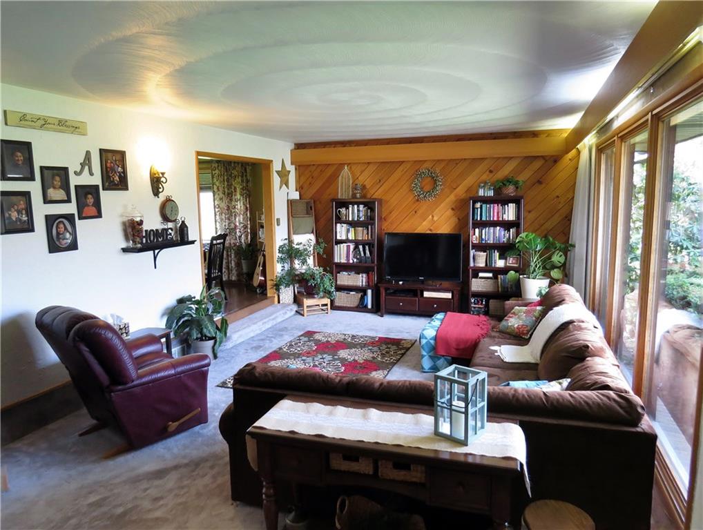 110 Mottern Road Chicora, PA 16025 - Photo 2 of 25 Gallery Image 2