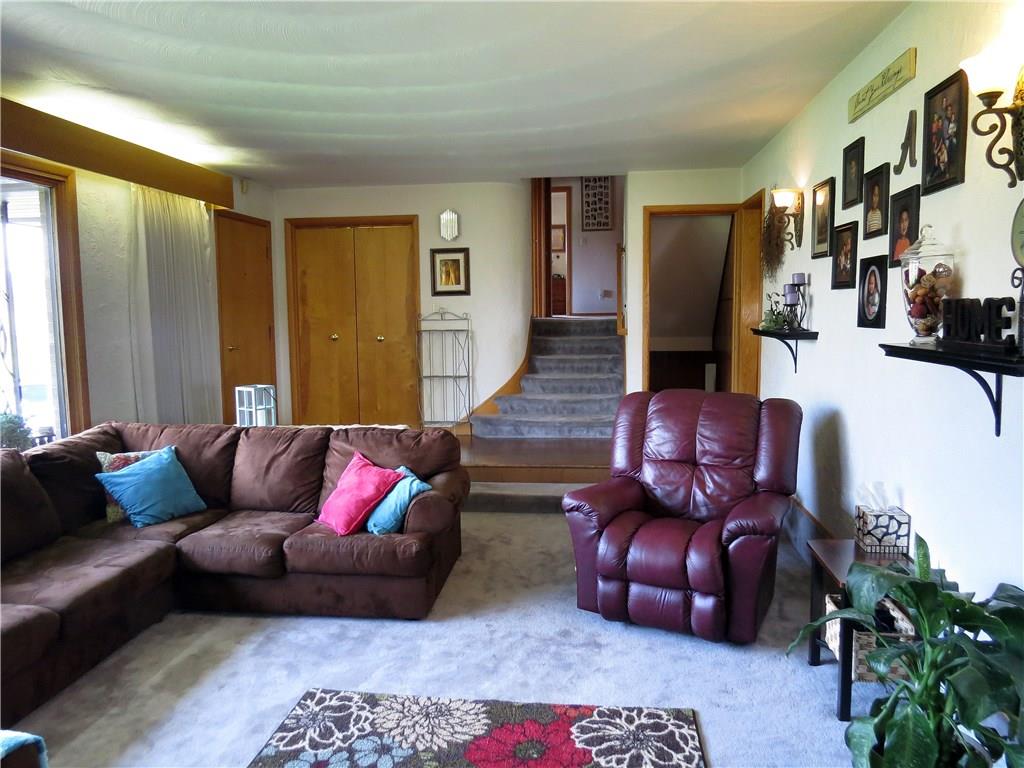110 Mottern Road Chicora, PA 16025 - Photo 4 of 25 Gallery Image 4