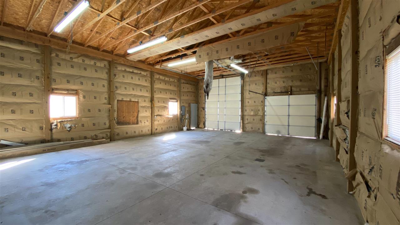 9056 Chesaning Road Chesaning, MI 48616 - Photo 31 of 31 50036293-30.JPG