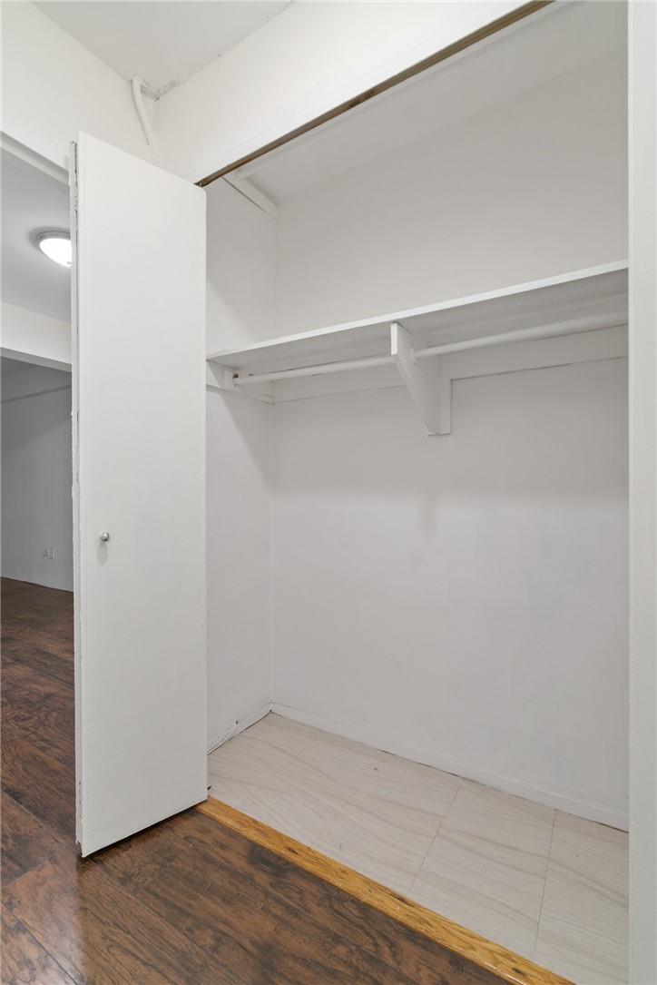 40 Sutton Place, Unit 4D Manhattan, NY 10022 - Photo 7 of 10 Closet