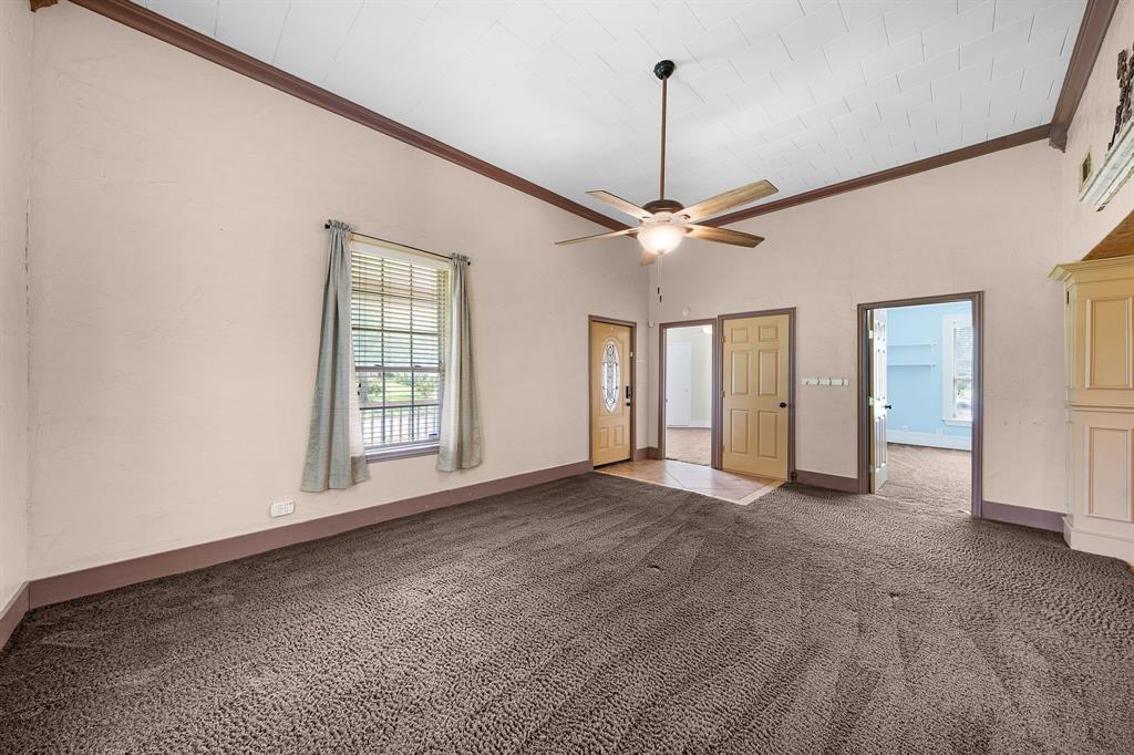 1301 Locust Street Commerce, TX 75428 - Photo 7 of 28