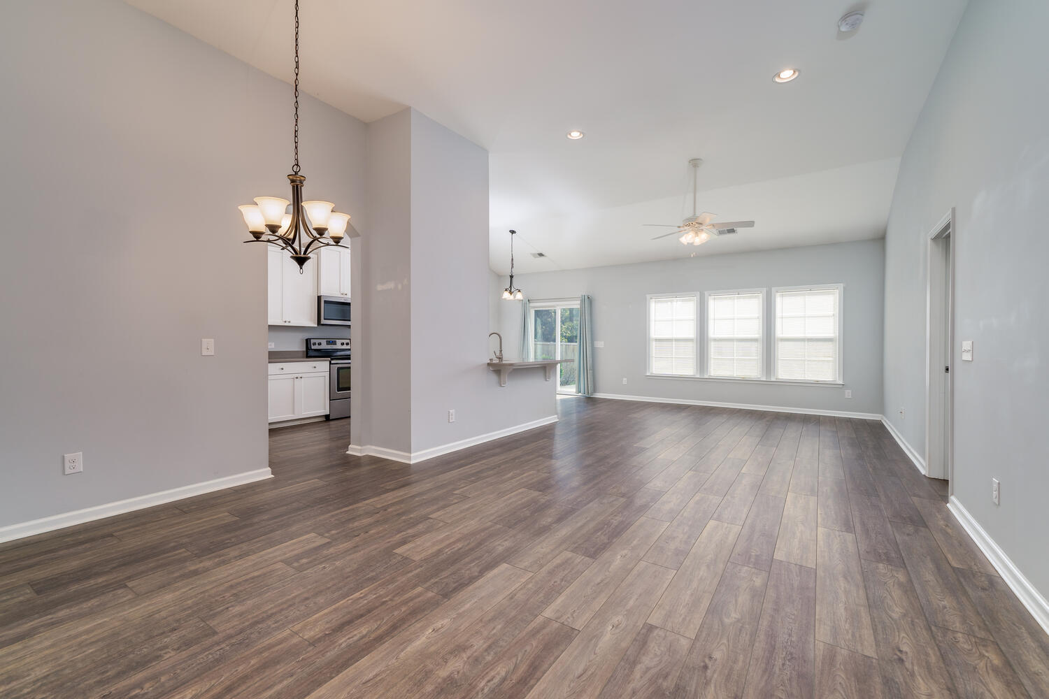 1501 Chastain Road Johns Island, SC 29455 - Photo 5 of 24 1501 Chastain Road