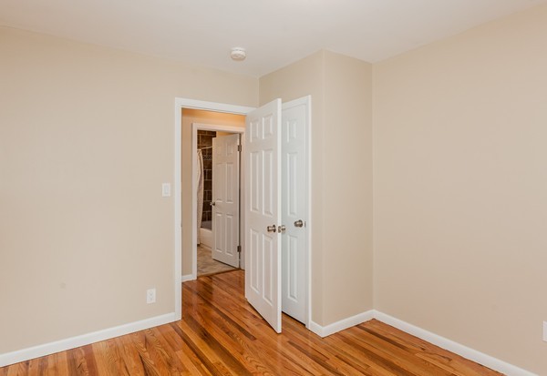 43 Southern Road Springfield, MA 01129 - Photo 12 of 29 Gallery Image 12