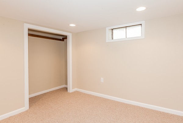 43 Southern Road Springfield, MA 01129 - Photo 15 of 29 Gallery Image 15