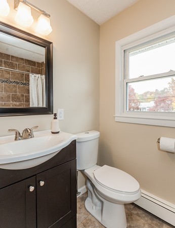 43 Southern Road Springfield, MA 01129 - Photo 18 of 29 Gallery Image 18