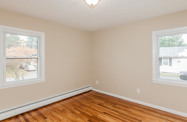 43 Southern Road Springfield, MA 01129 - Photo 20 of 29 Gallery Image 20