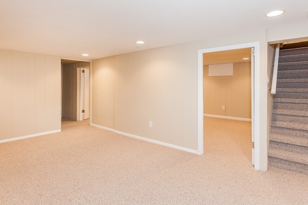 43 Southern Road Springfield, MA 01129 - Photo 22 of 29 Gallery Image 22