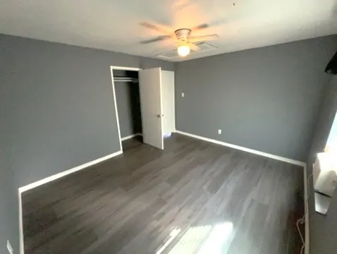 $1,650 | 309 South 3rd Street, Unit B, Highlands, TX 77562