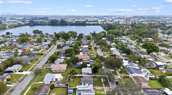 $3,000 | 5721 Southwest 38th Court, Unit 5721, Davie, FL 33314