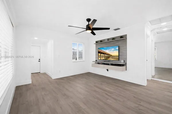 $3,000 | 5721 Southwest 38th Court, Unit 5721, Davie, FL 33314