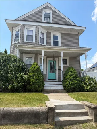 $449,000 | 43 Warwick Road, Pawtucket, RI 02861