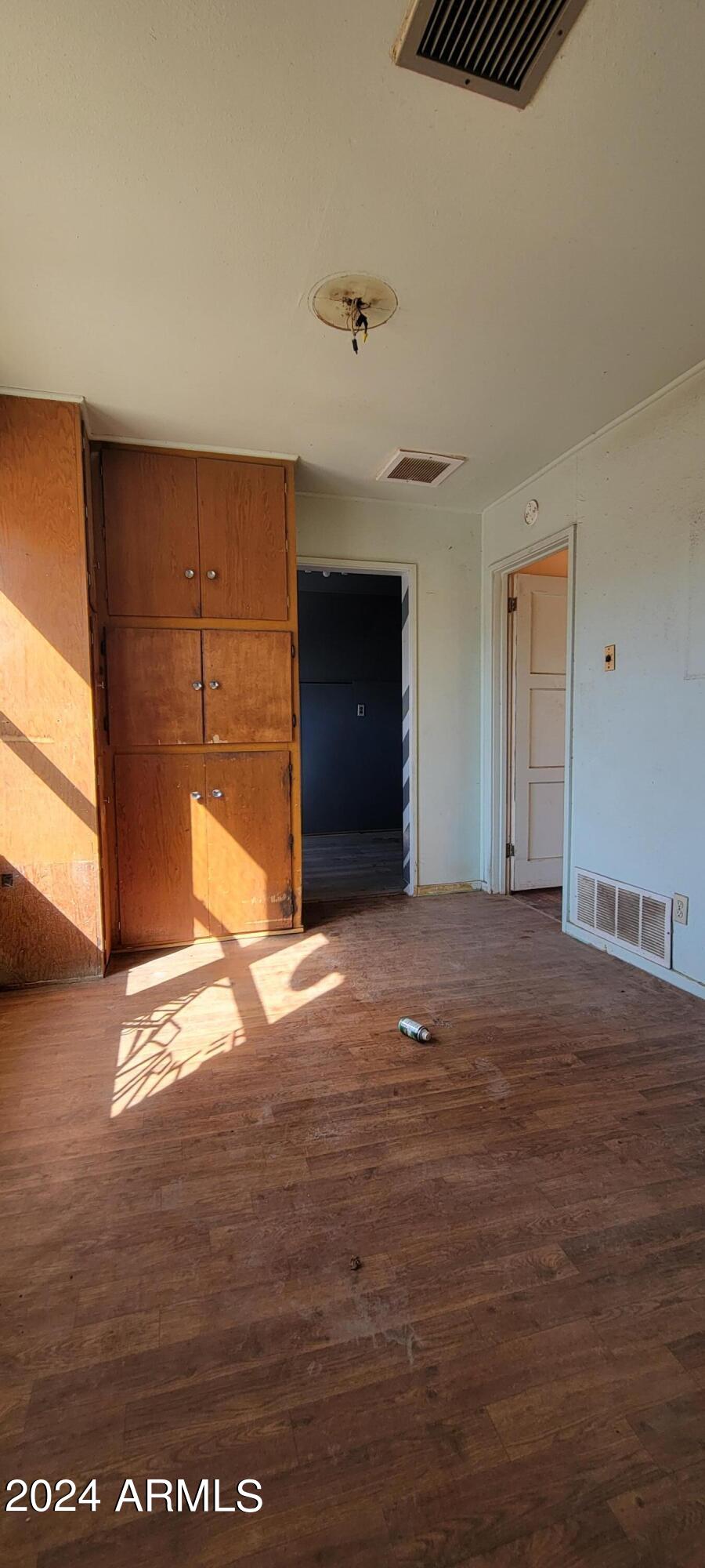 855 Main Street Superior, AZ 85173 - Photo 14 of 20 20241002_141204 (1)