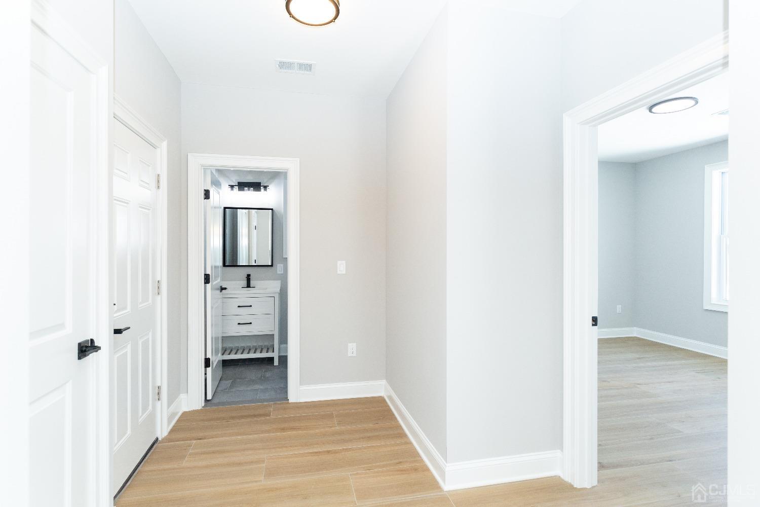 60 Brookville Road Edison, NJ 08817 - Photo 20 of 56
