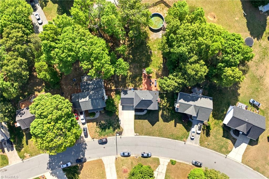 3337 Timberwolf Avenue High Point, NC 27265 - Photo 42 of 46