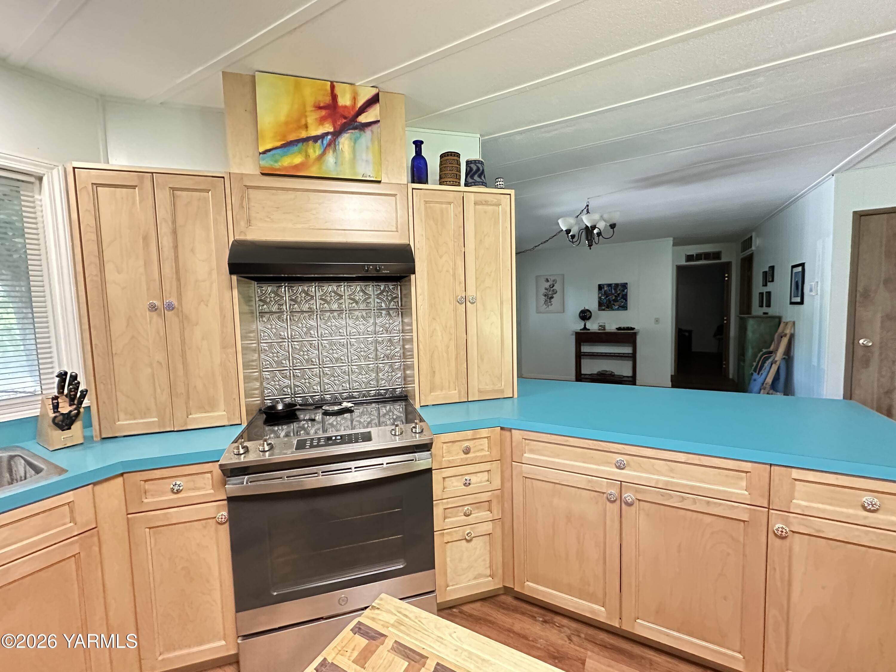 3701 Gun Club Road, Unit 34 Yakima, WA 98901 - Photo 7 of 22 Gas Range